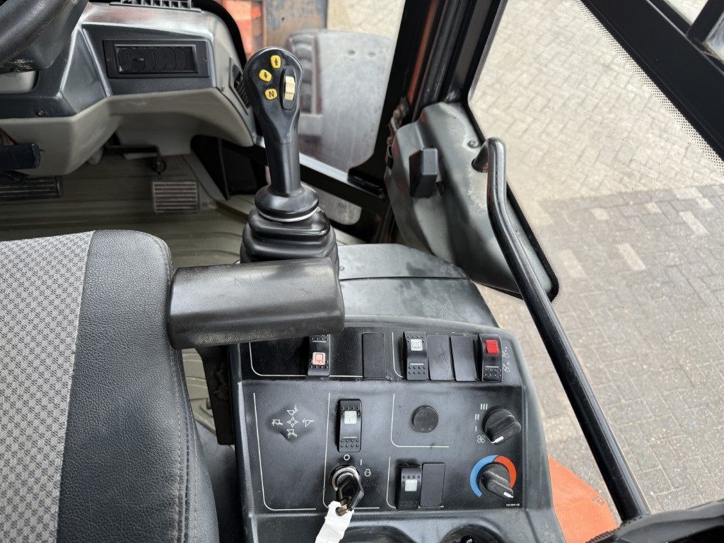 CATERPILLAR 908 (BJR 2007) 6100UUR