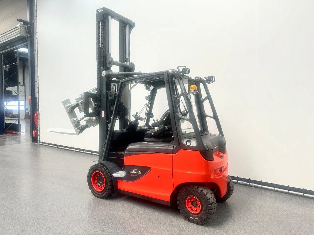 Linde 388 E 40 H-01/600 inclusief nieuwe cascade roterende vorkenklem