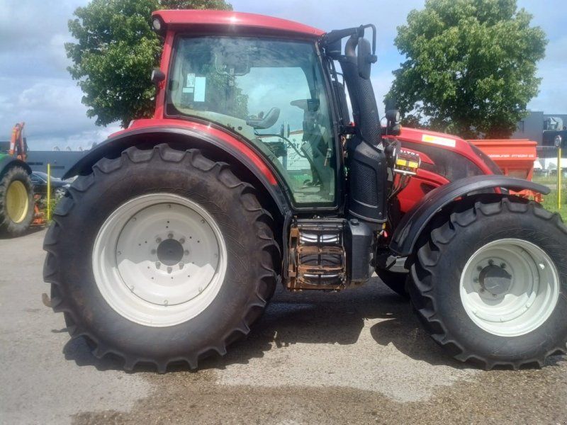 Valtra N174 Versu
