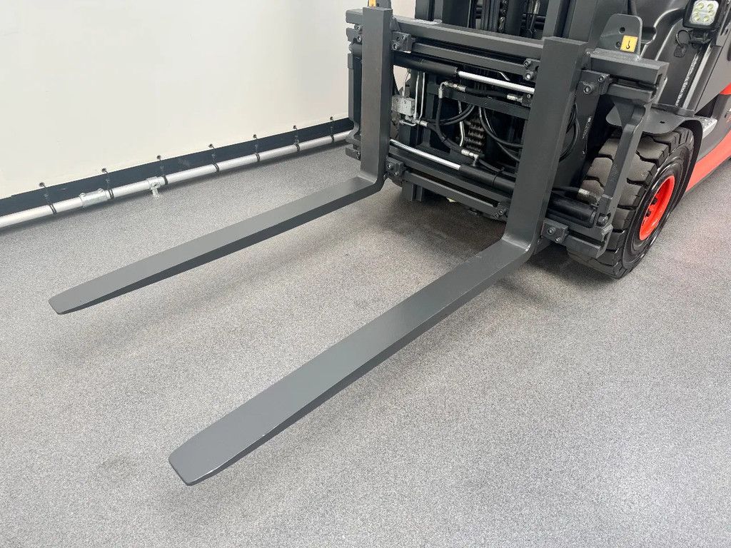 Linde 378 E 30 L-01 inclusief nieuwe tractie batterij