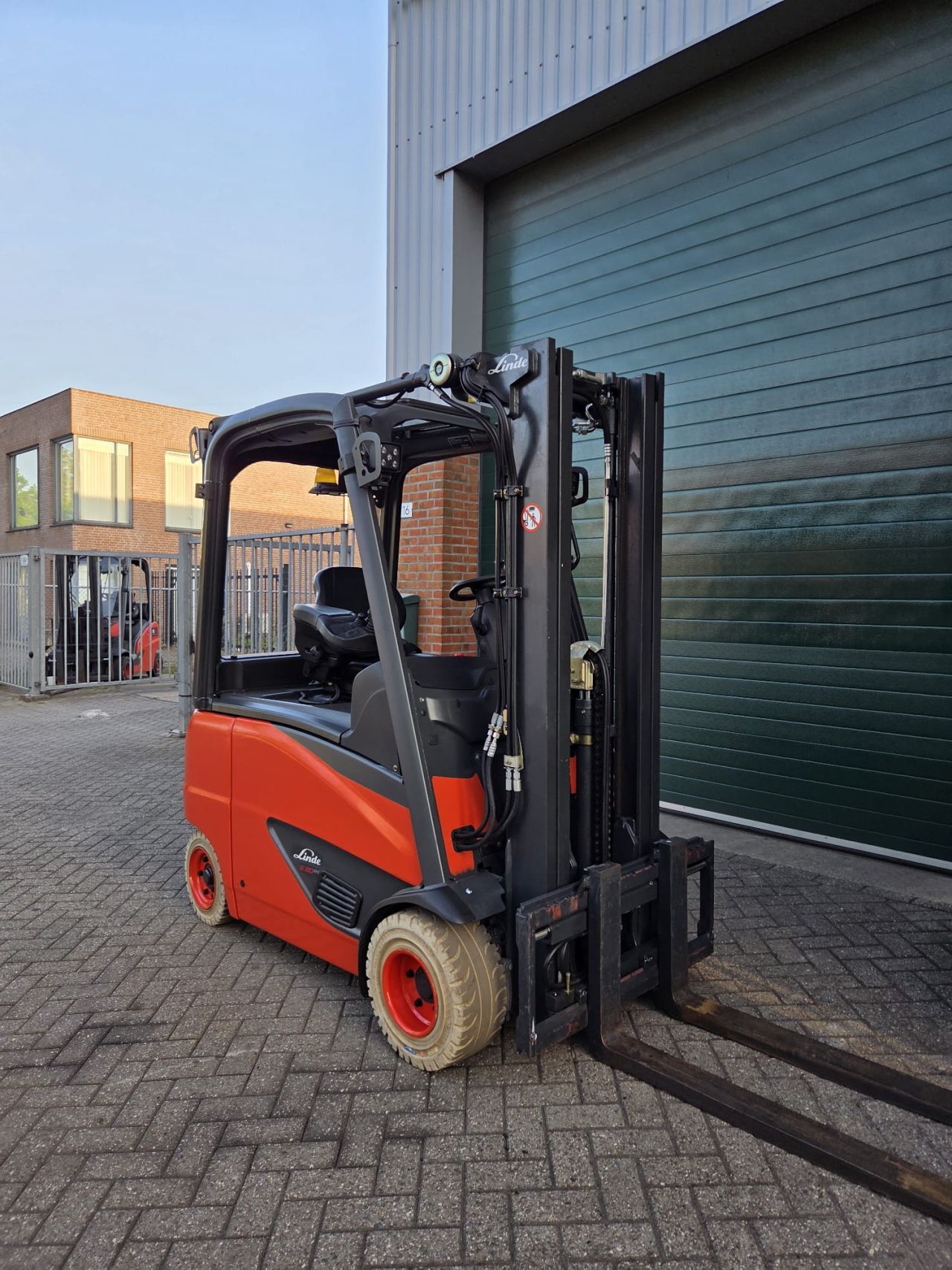 Linde E20PH-02 Triplex mast 4625 mm en integrale sideshift