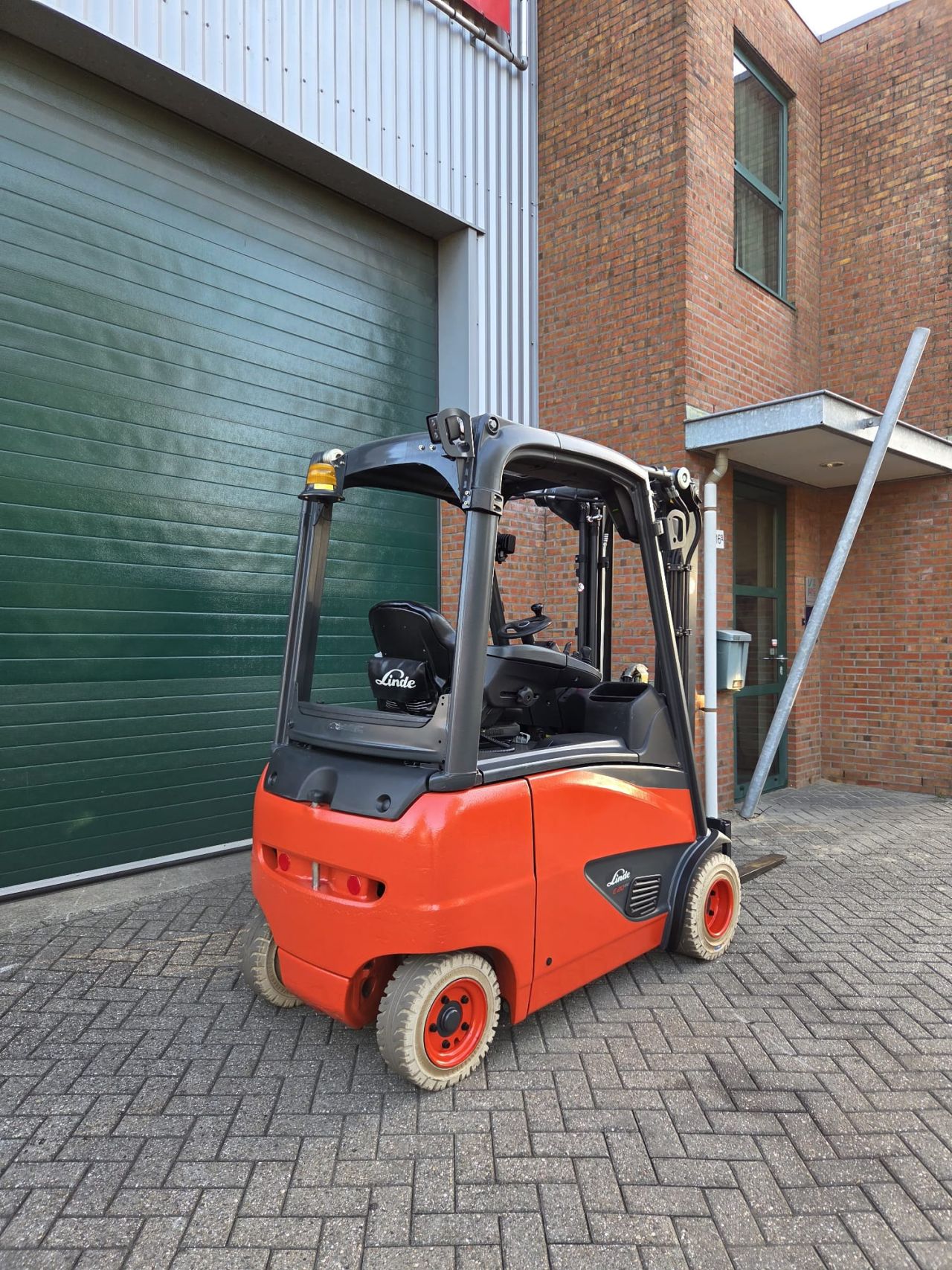 Linde E20PH-02 Triplex mast 4625 mm en integrale sideshift