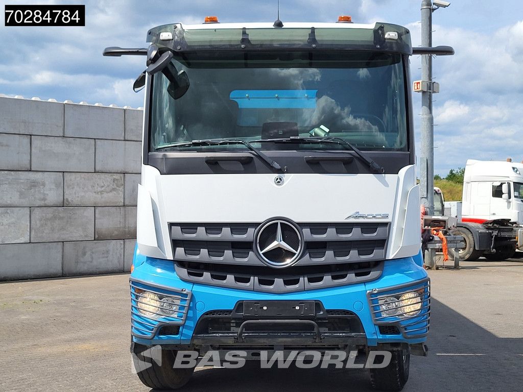 Mercedes Arocs 3243 8X4 16m3 tipper Big-Axle Steelsuspension Automatic Navi Euro 6