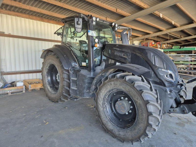Valtra T235A
