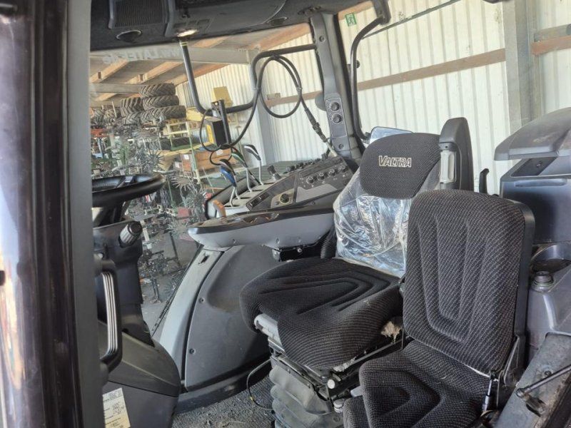 Valtra T235A