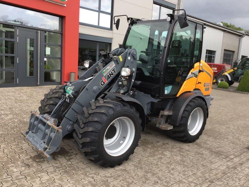 Giant G5000
