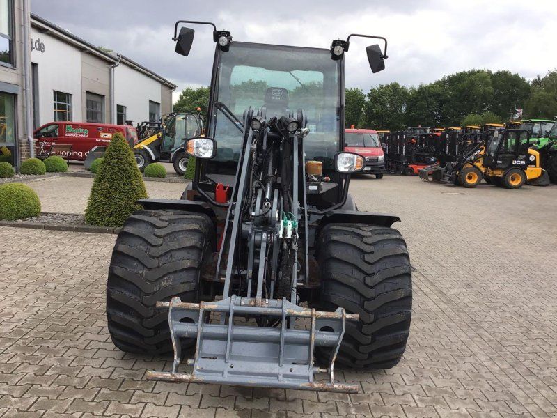 Giant G5000