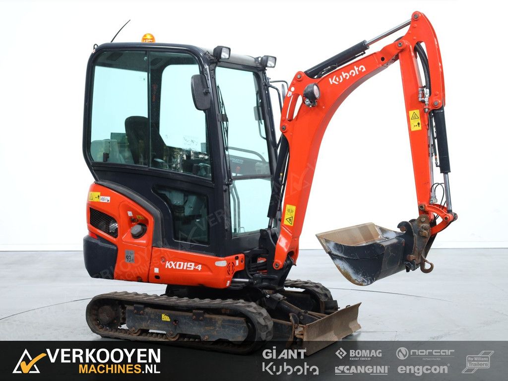 2019 Kubota KX019-4 VT620