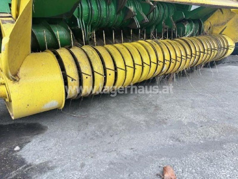 John Deere 580