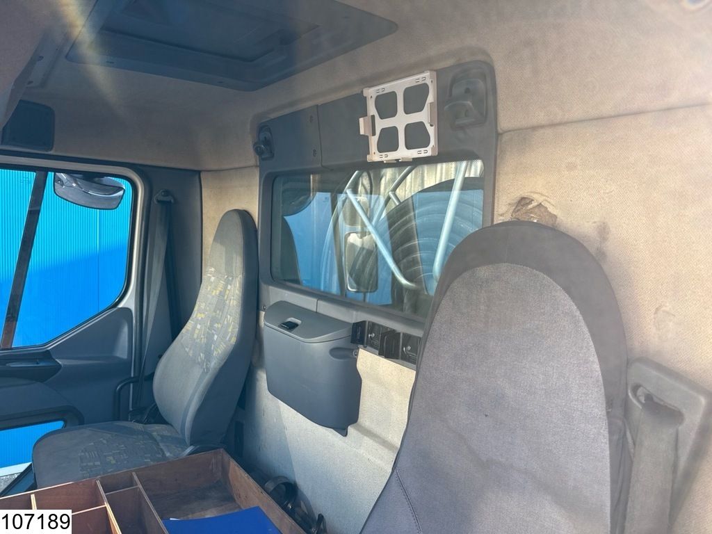 Renault Premium 270 13390 Liter, 4 Comp, Handgeschakeld, Fuel
