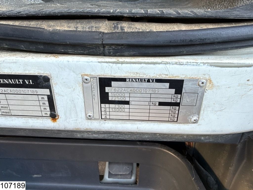 Renault Premium 270 13390 Liter, 4 Comp, Handgeschakeld, Fuel