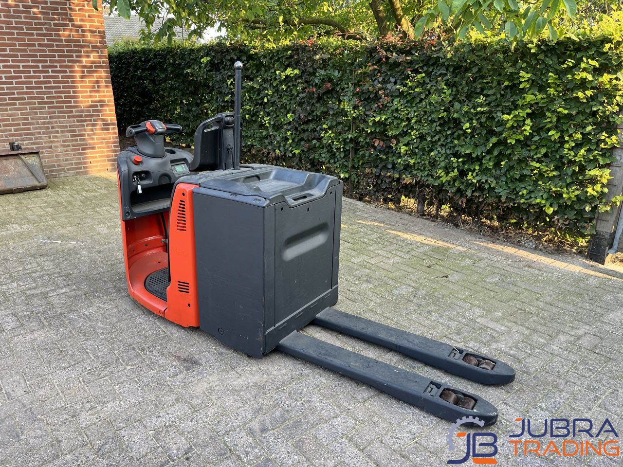 Linde H20 pompwagen orderpicker.
