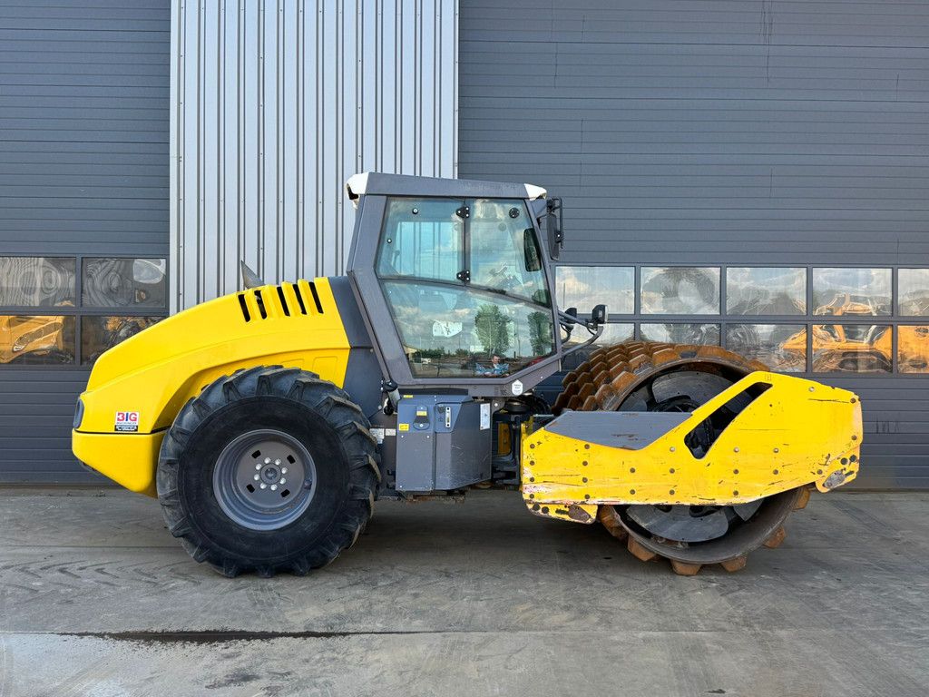 Hamm H13iP Padfoot Compactor