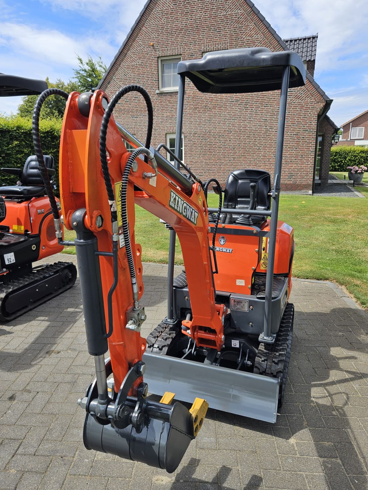 Minigraver graafmachine VIP Kingway NIEUW 1000KG 5670 EURO
