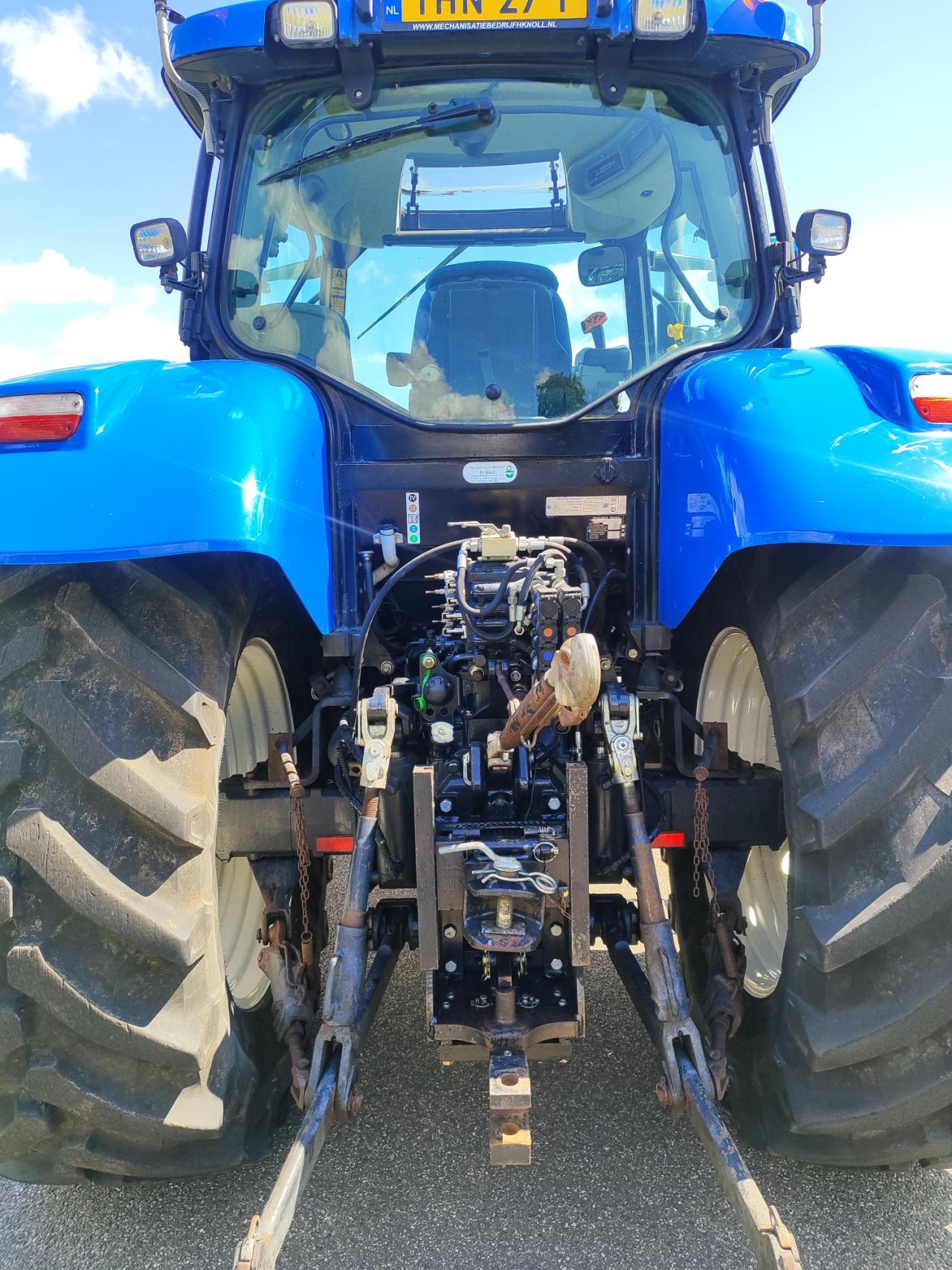 New Holland T 6030 Range Command