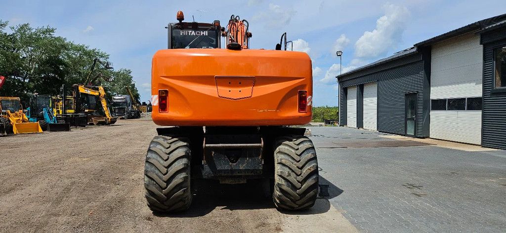 Hitachi ZX140-3