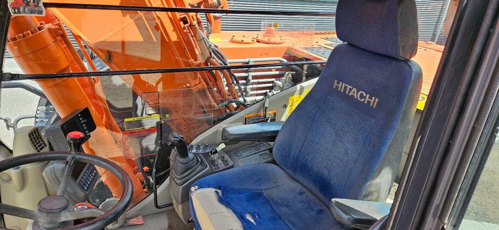 Hitachi ZX140-3