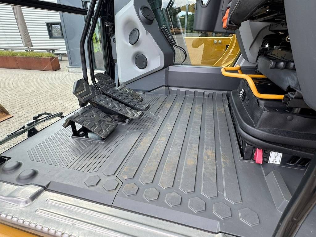CAT 313GC