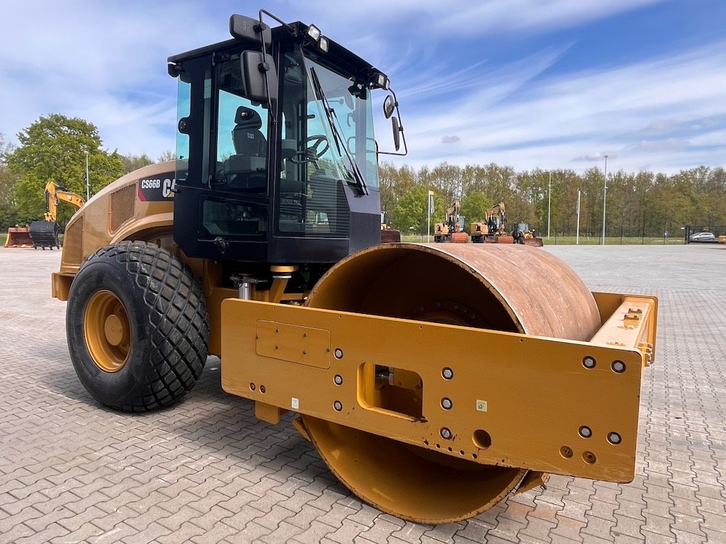 CAT CS 66 B