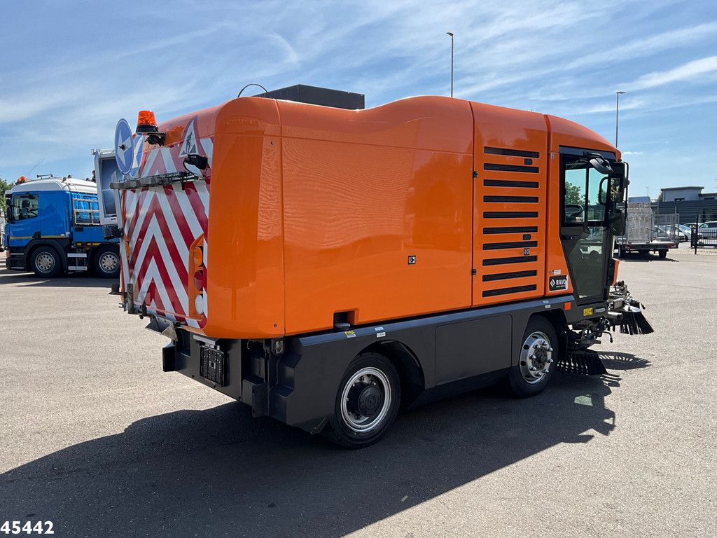RAVO 540 CD Euro 6 with 3-rd brush