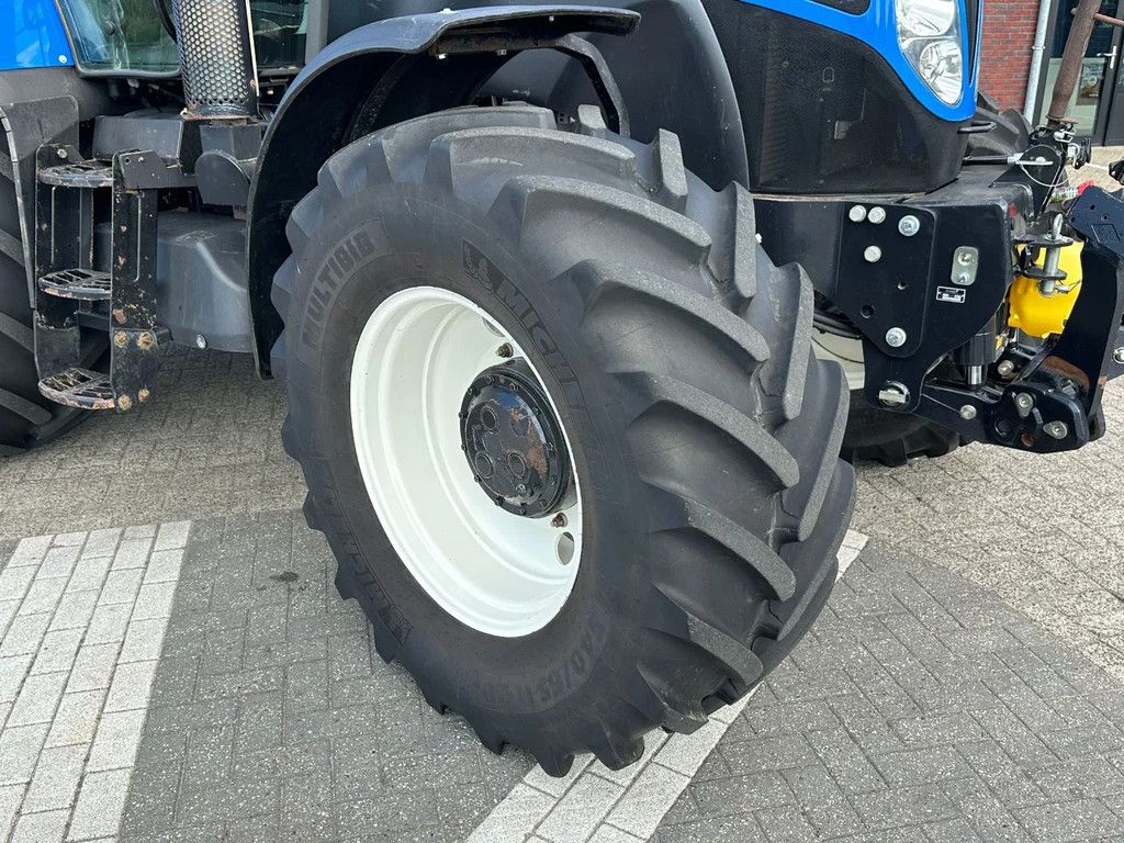 New Holland T6030 RC