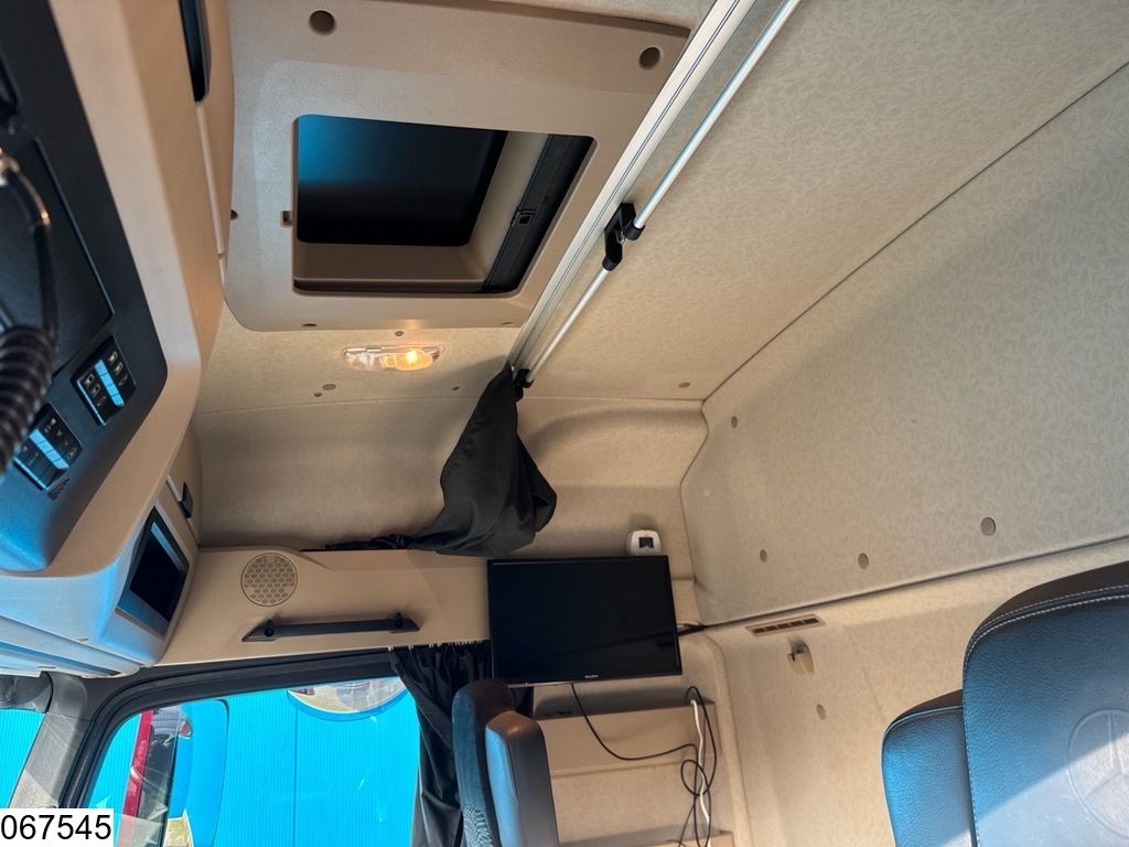 Mercedes Actros 3363 6X4, EURO 6, Retarder