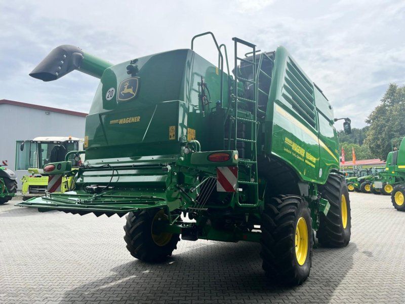 John Deere T 670HM