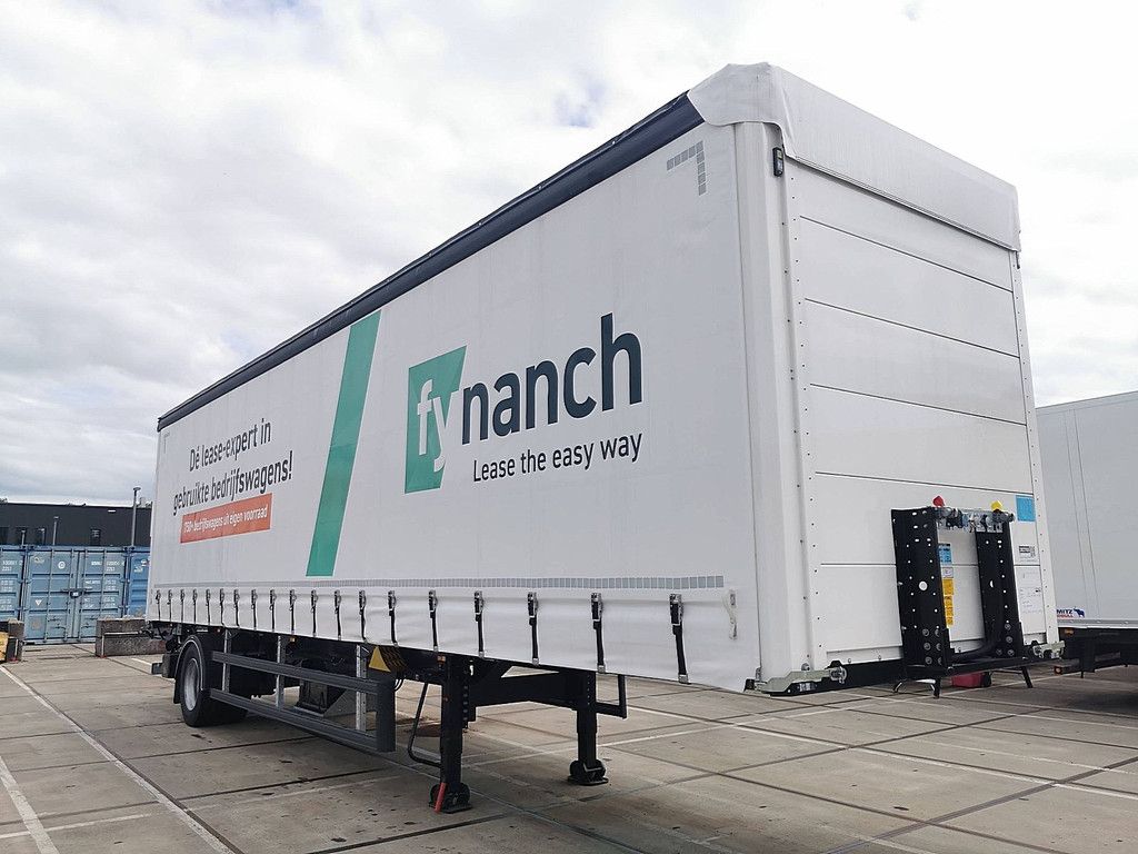 KLEYN TRAILERS PRSH 10 TRI steeraxle taillift