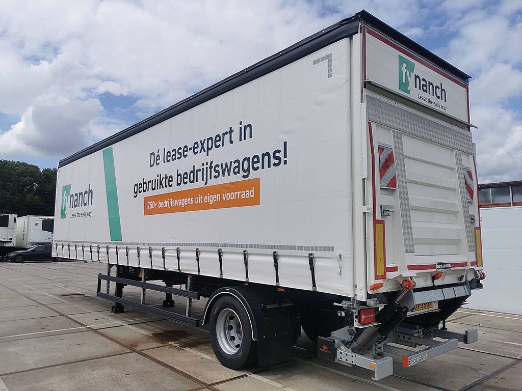 KLEYN TRAILERS PRSH 10 TRI steeraxle taillift