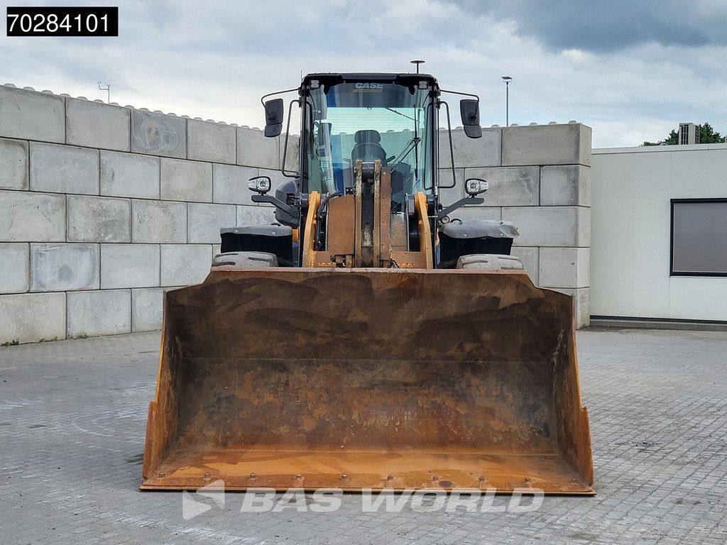 Case 821G GERMAN MACHINE