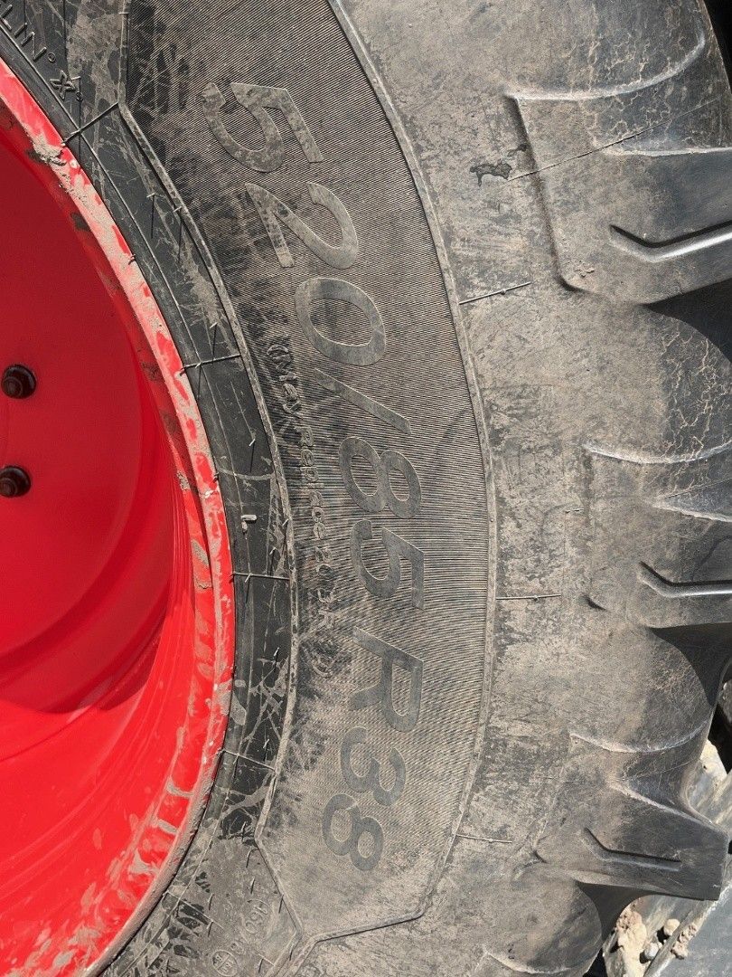 Michelin Agro Bib v 16.9-r 28 - a 520/85- r 38 WG3869
