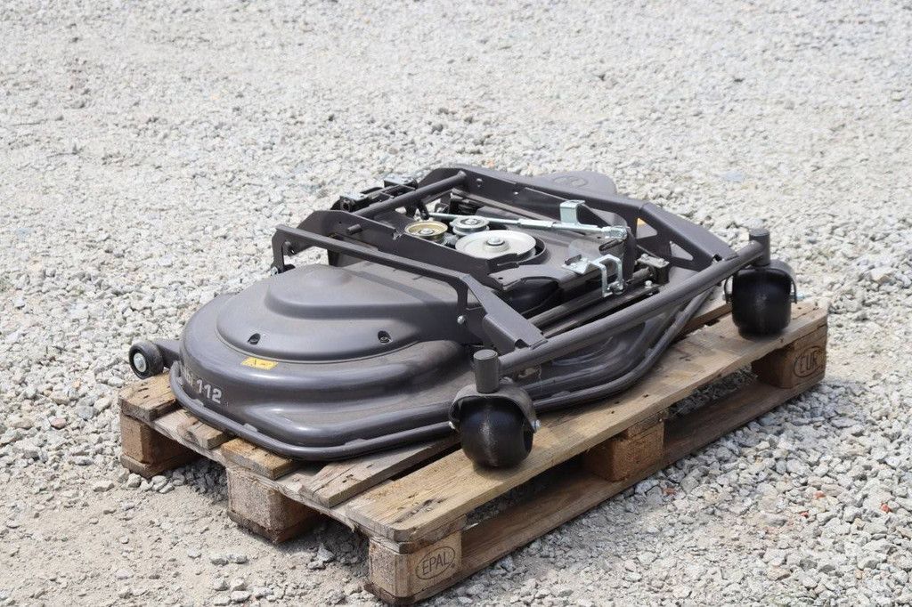 Maaidek Husqvarna Combi 112 2017