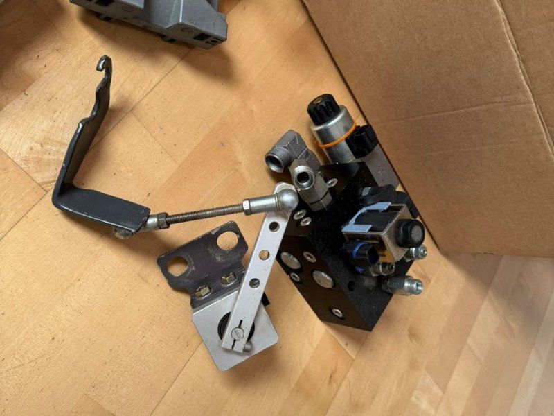 Vorrüstung Claas Arion 400