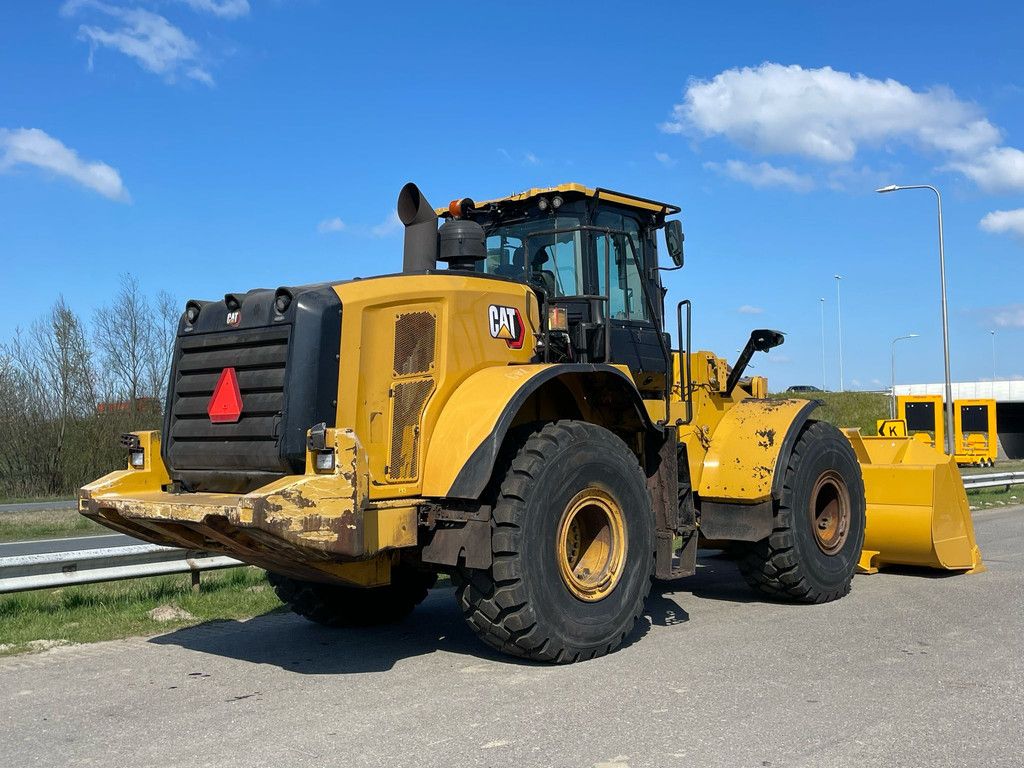 Caterpillar 972M XE - CE / new tires / new bucket edge