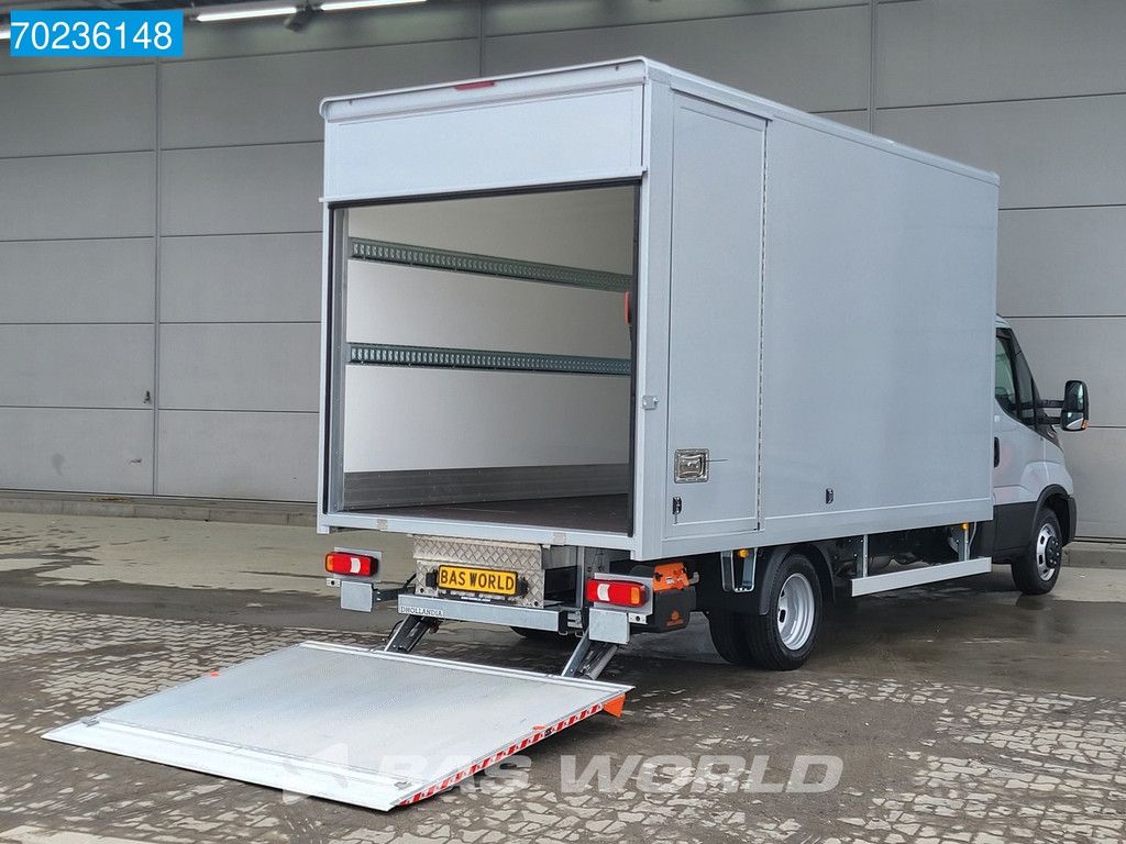 Iveco Daily 35C18 2025 MODEL Automaat 1000kg Laadklep ACC Navi Airco Zijdeur Bakwagen Meubelbak Koffer A/C