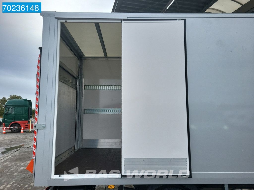 Iveco Daily 35C18 2025 MODEL Automaat 1000kg Laadklep ACC Navi Airco Zijdeur Bakwagen Meubelbak Koffer A/C