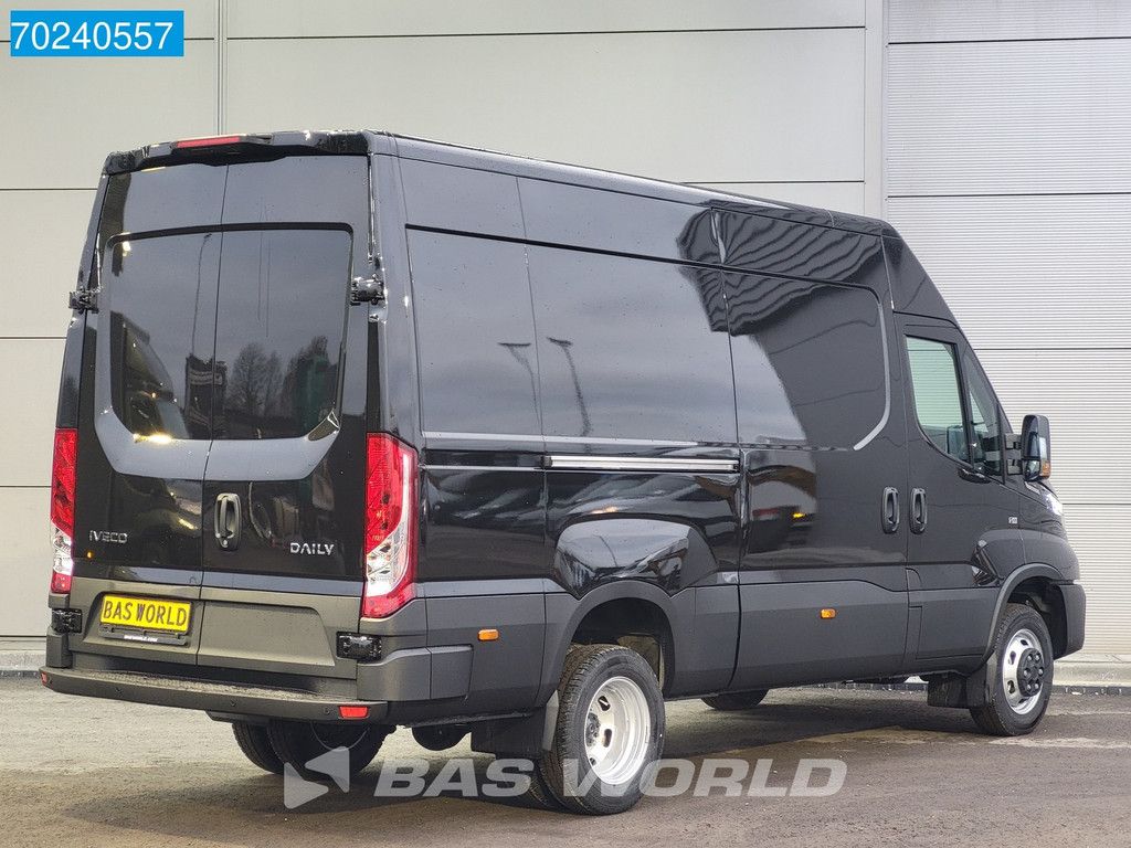 Iveco Daily 35C18 180PK Automaat Dubbellucht L2H2 ACC Navi Camera 12m3 Airco