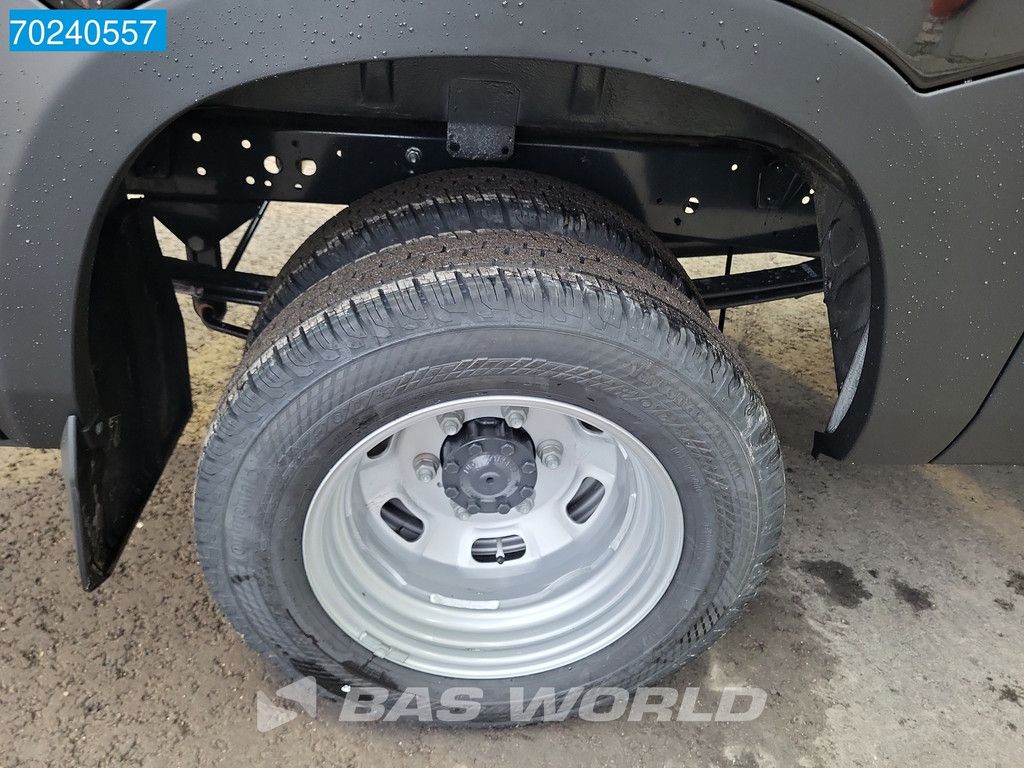 Iveco Daily 35C18 180PK Automaat Dubbellucht L2H2 ACC Navi Camera 12m3 Airco