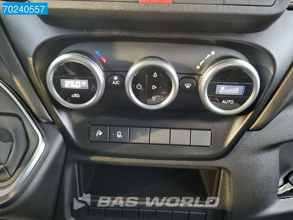 Iveco Daily 35C18 180PK Automaat Dubbellucht L2H2 ACC Navi Camera 12m3 Airco
