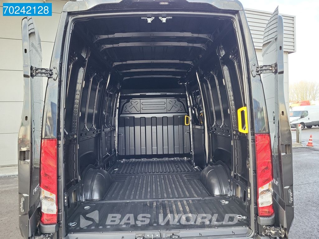 Iveco Daily 35S21 210PK Automaat 2025 model L2H2 ACC LED Navi Velgen Camera 12m3 Airco