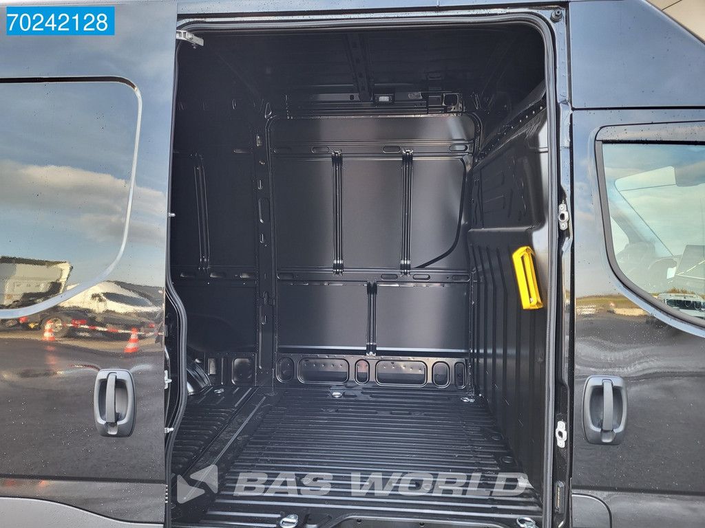 Iveco Daily 35S21 210PK Automaat 2025 model L2H2 ACC LED Navi Velgen Camera 12m3 Airco