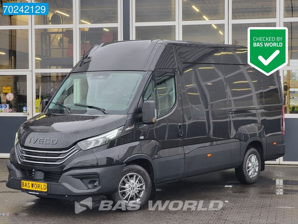 Iveco Daily 35S21 3.0L Automaat L2H2 210PK 2025-Model 3,5t Trekgewicht ACC LED Navi LM-Velgen Camera Euro6 L2 12m3 A/C