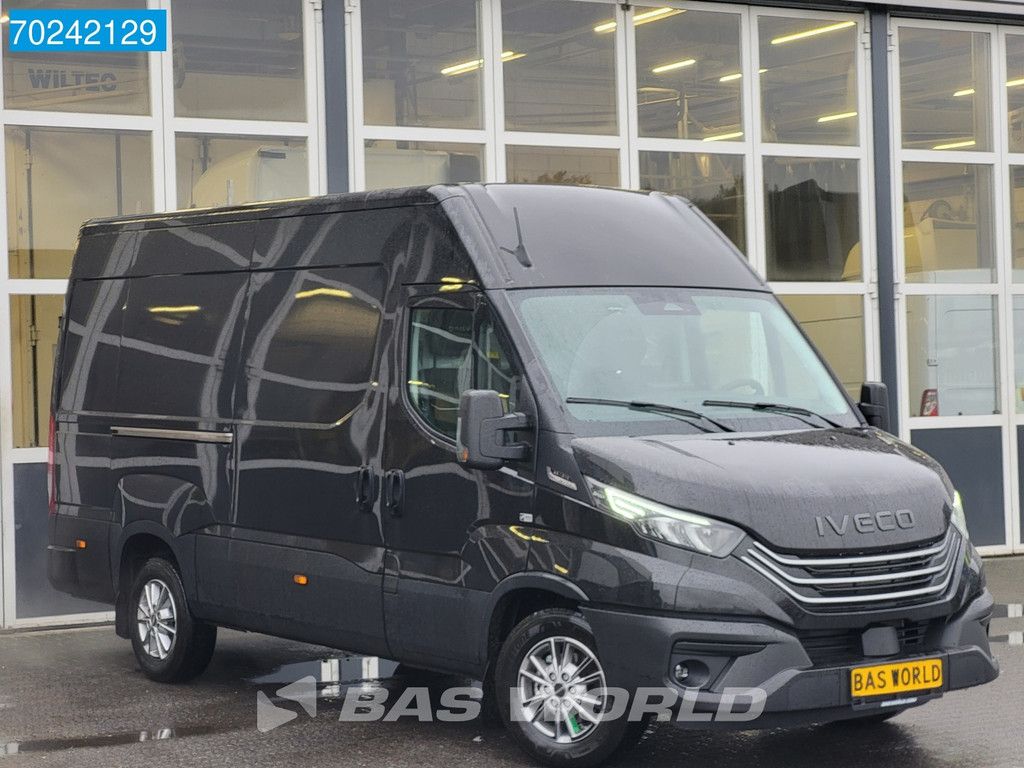 Iveco Daily 35S21 3.0L Automaat L2H2 210PK 2025-Model 3,5t Trekgewicht ACC LED Navi LM-Velgen Camera Euro6 L2 12m3 A/C