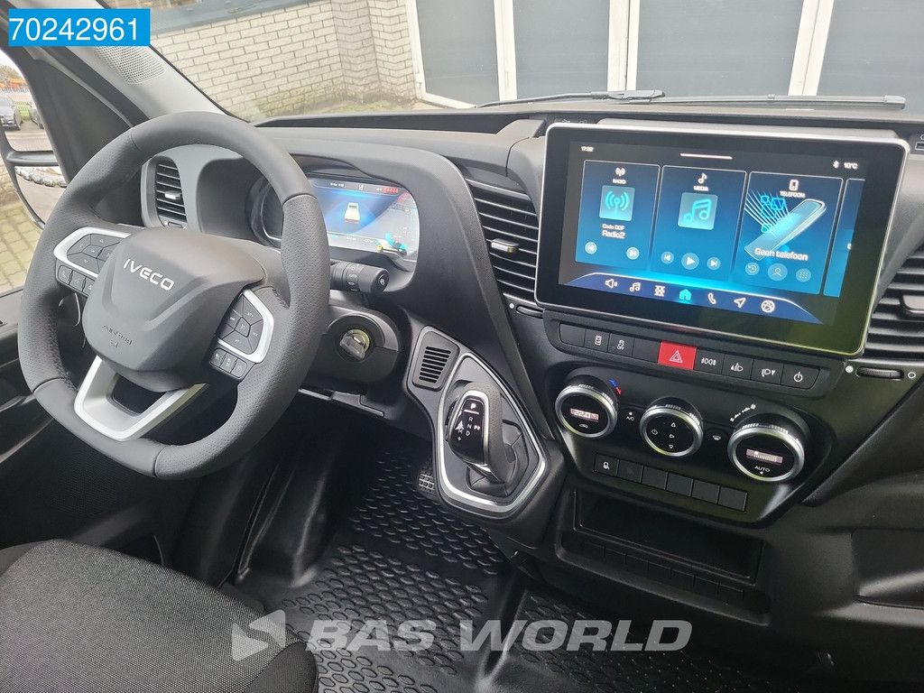 Iveco Daily 35C18 3.0L Automaat 180PK 2025-model Dubbel Cabine Open laadbak Navi ACC LED 3,5T Trekvermogen Euro6 Pritsche Pickup Klima DOKA