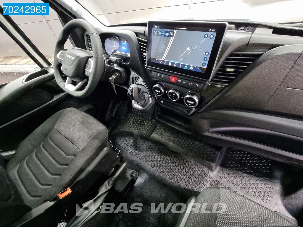 Iveco Daily 35C18 3.0 180PK Nwe model 2025 Dubbel Cabine Open laadbak Navi ACC LED 3,5T Trekvermogen Pritsche Pickup Airco Dubbel cabine
