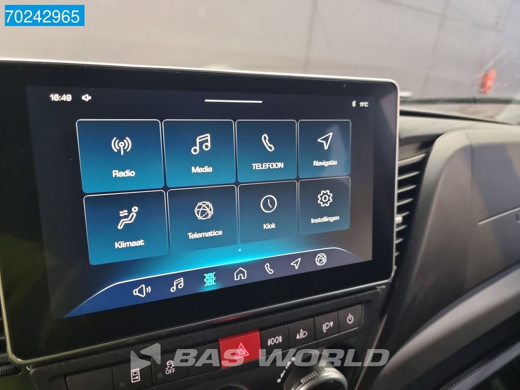 Iveco Daily 35C18 3.0 180PK Nwe model 2025 Dubbel Cabine Open laadbak Navi ACC LED 3,5T Trekvermogen Pritsche Pickup Airco Dubbel cabine