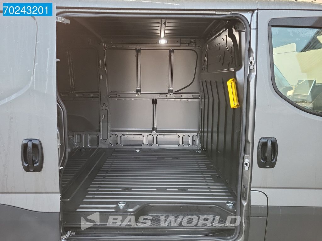 Iveco Daily 35S21 3.0L Automaat Laag dak L2H1 2025model LED Navi ACC Camera 8m3 A/C