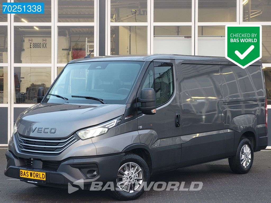 Iveco Daily 35S21 3.0L Automaat Laag dak L2H1 2025model LED Navi ACC Camera 9m3 A/C Towbar