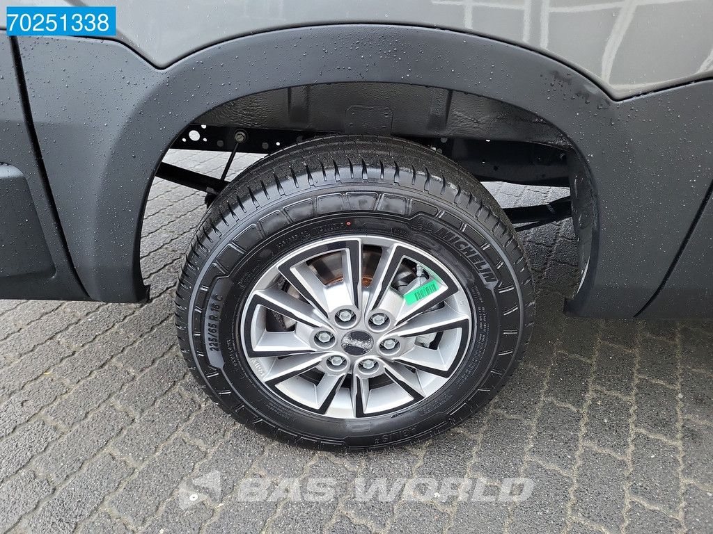 Iveco Daily 35S21 3.0L Automaat Laag dak L2H1 2025model LED Navi ACC Camera 9m3 A/C Towbar