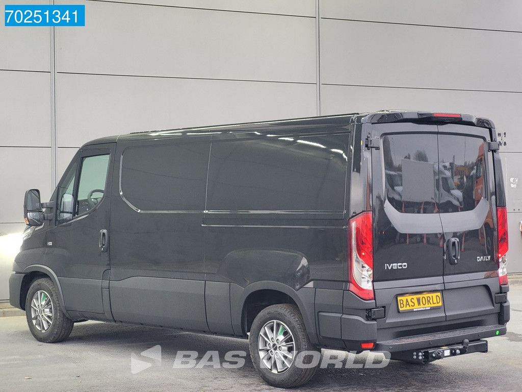 Iveco Daily 35S21 3.0L Automaat Laag dak L2H1 2025model LED Navi ACC Camera 8m3 A/C Towbar